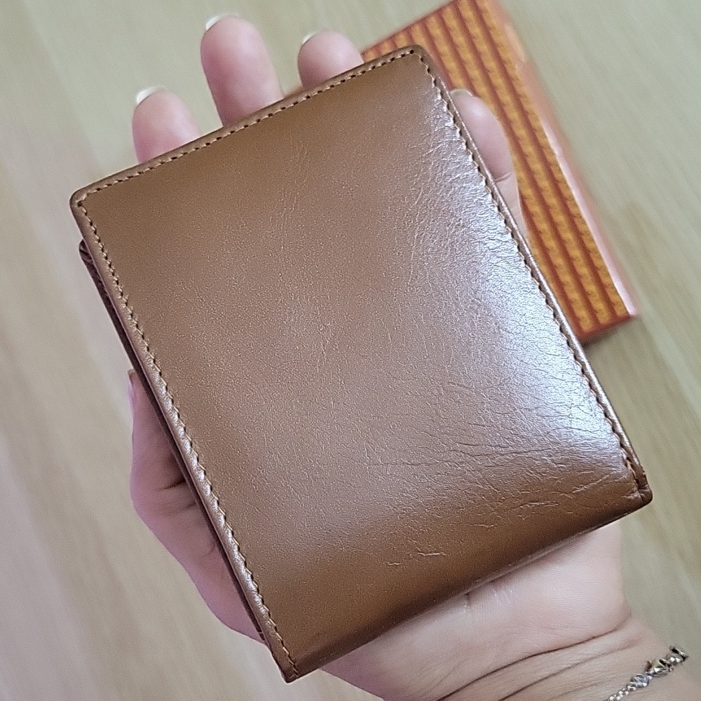 Brand new mens leather wallet
